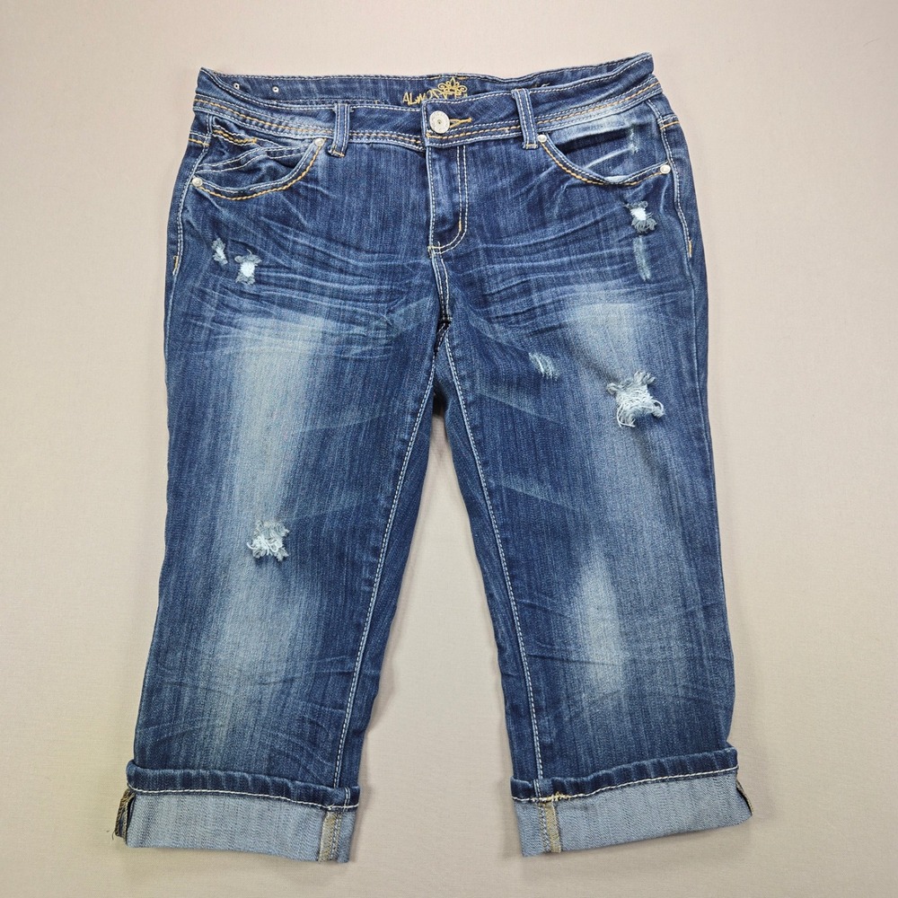 Almost Famous‎ Capri Jeans Distressed Embellished Dark Wash Blue Womens Size 11